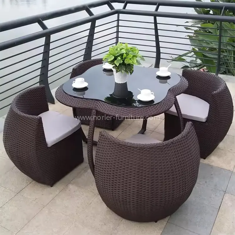 屋外バルコニーラタンラウンドダイニングセット家具